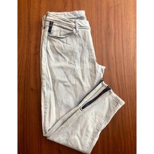 Pinstripe Levi’s skinny jeans
